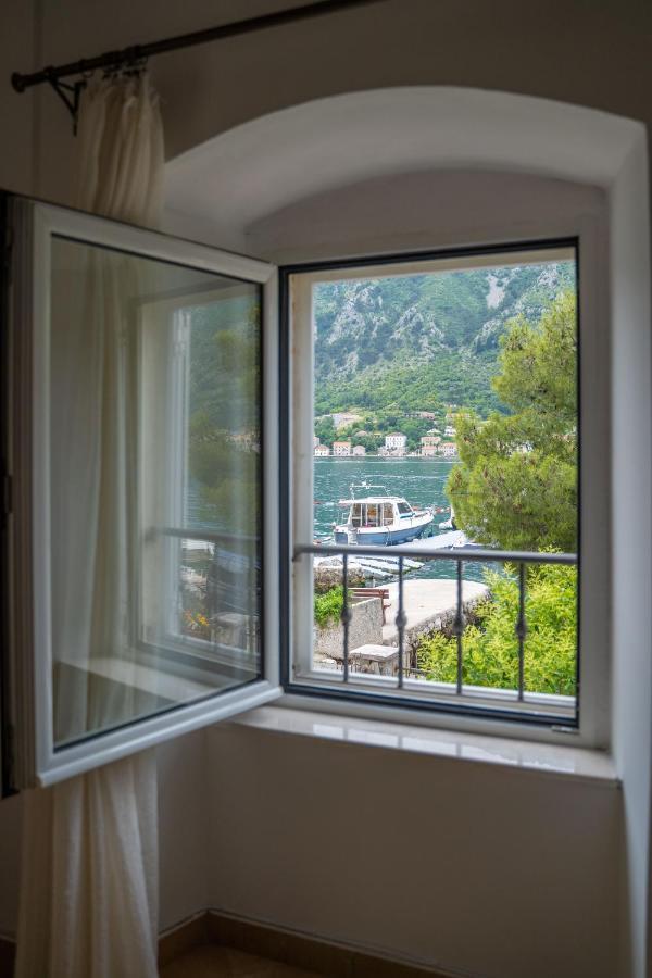 Dobrota Blue * Kotor